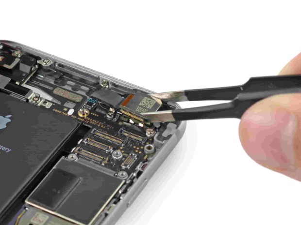 Восстанавливаем камеры на iPhone 6 после любой неприятности